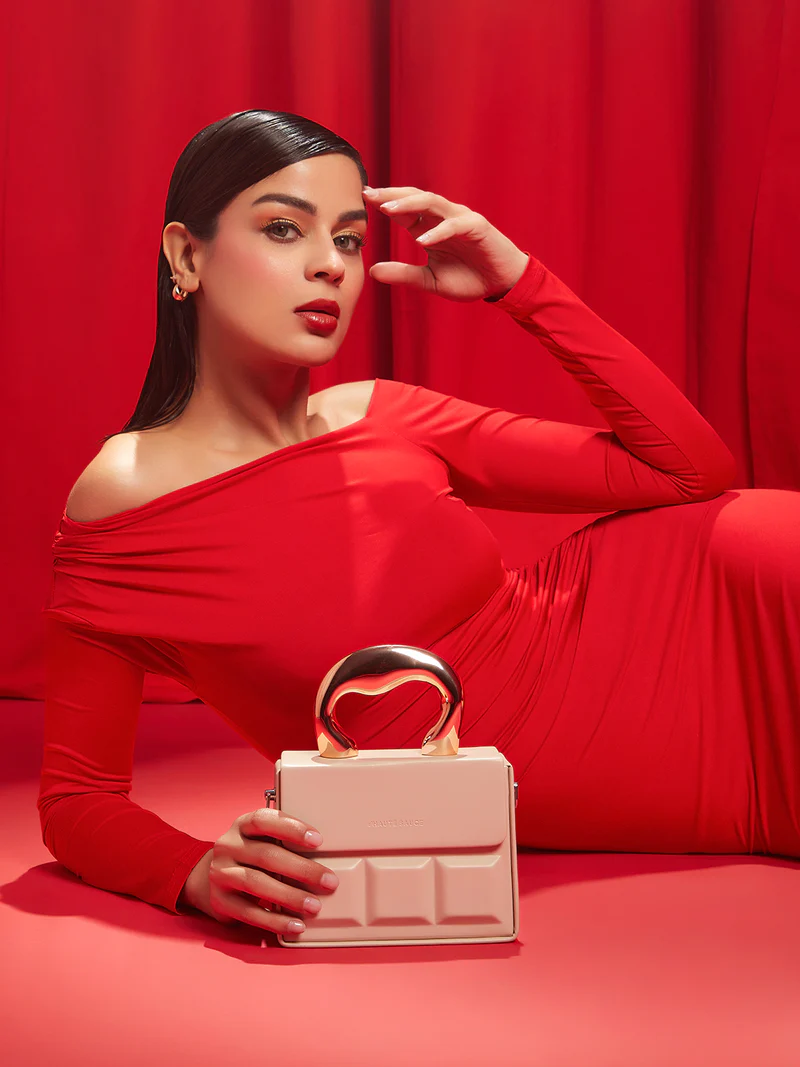 The Caldera Boxed Hand Bag - Beige - Image 2